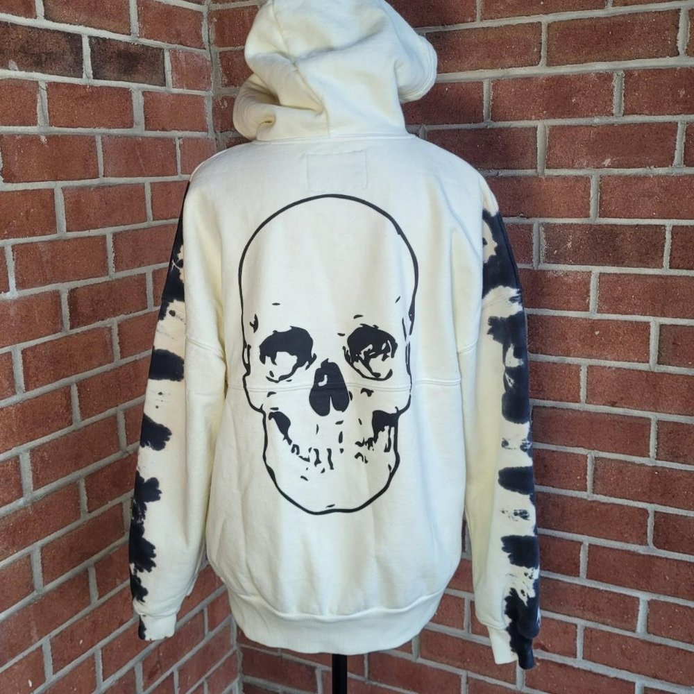 NWT Skull Tie-Dye Hoodie